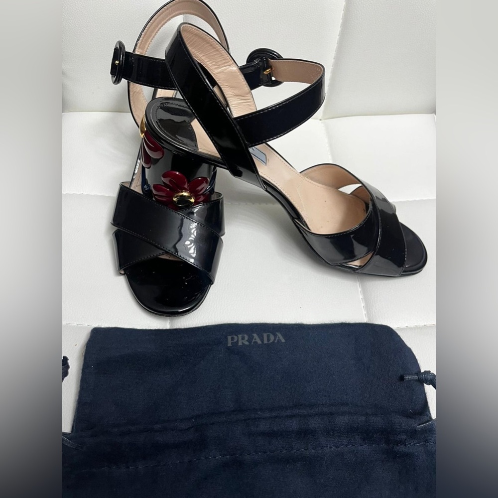 Prada Black Patent Leather Ankle Strap Flower Heel Sandals Size 38.5